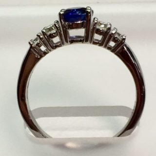 sapphire engagement ring