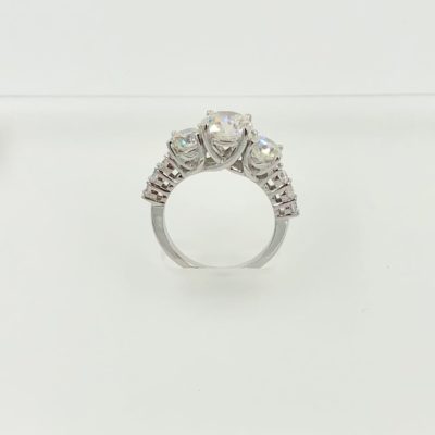 14k Ring Three stone