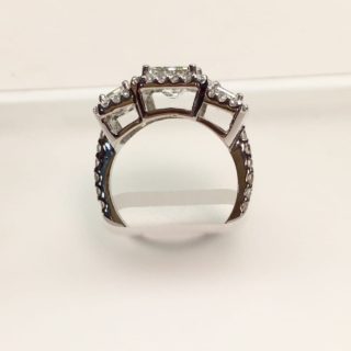 3 stone ring