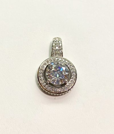 6.21 ct lab grown round diamond pendant