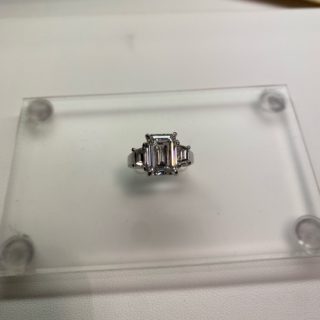 Lab grown emerald cut 5.02cts 2