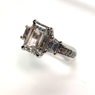 5ct lab grown emerald cut diamond 1