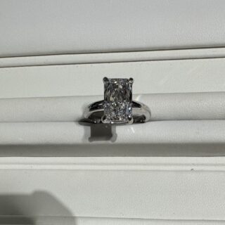 Beautiful Platinum Ring 2