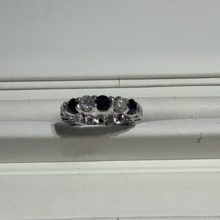 top view of the lab grown ring
